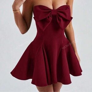 Elegant Burgundy Strapless Dress with Bow